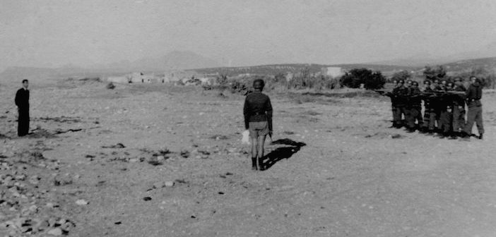 Three Photos Capture the Final Moments of a Cretan Rebel During the ...