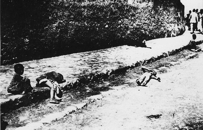 This image was titled 'Abandoned and murdered small children of the (Armenian) deportees' by Armin Wegner and was taken in 1915-1916