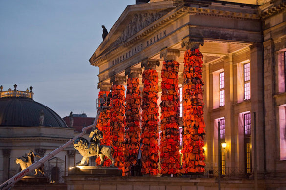 (Gallery) A Love Letter From Lesvos: Artist Covers Berlin Concert Hall with Life Vests Used by Refugees To Raise Awareness of Humanitarian Crisis