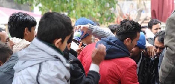 How the City of Kozani Responded When 400 Refugees Showed Up