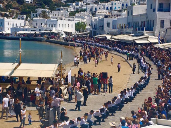 (Photos) This is How They Celebrate Palm Sunday Every Year on Mykonos