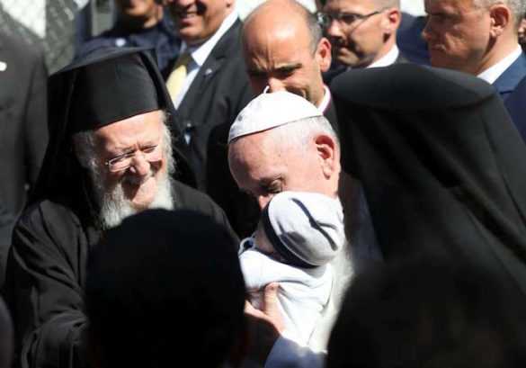 (Photos) Pope, Patriarch, Archbishop Remember Deceased Refugees; Call on Europeans to Remember Their Christian Roots