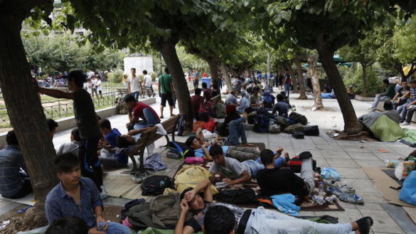 France to Relieve Some of Greece’s Refugee Burden; Promises to Take 30,000 Refugees Stranded in Greece