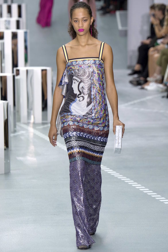 Mary Katrantzou Returns to Her Greek Roots with Classical Goddesses and Minoan Princesses in Spring 2017 Collection