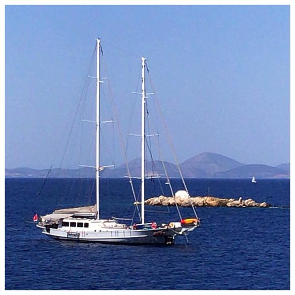 catamaran hydra greece