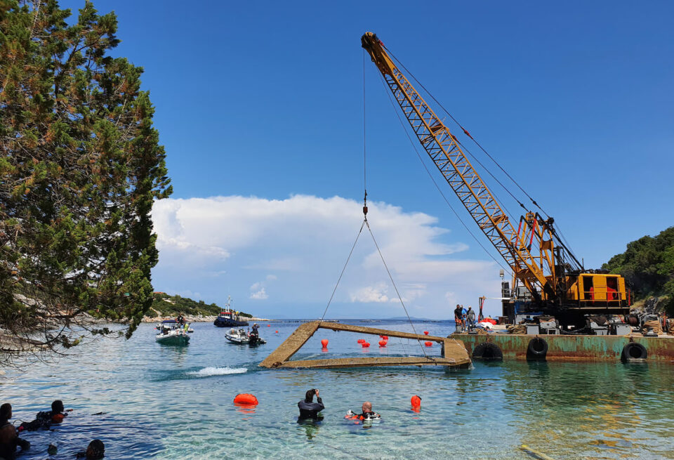Cleanup Greek island