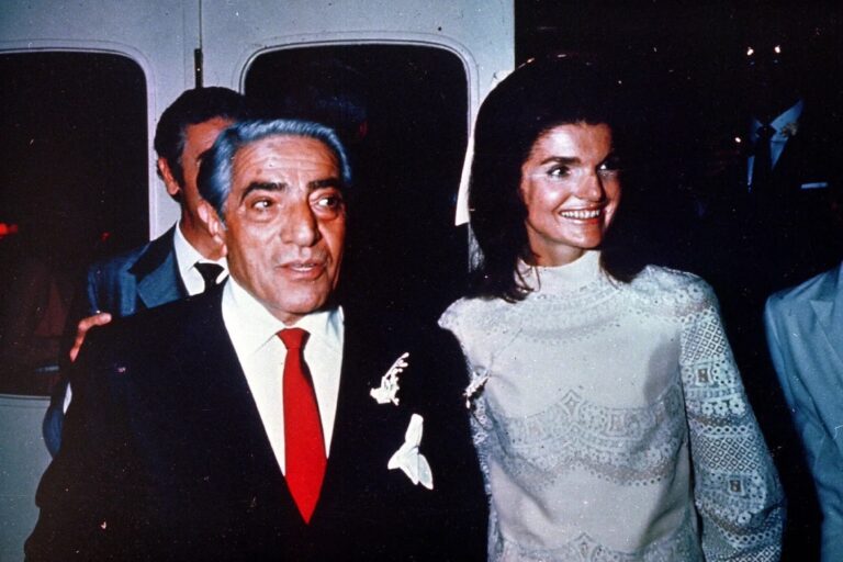 Jackie Onassis Skorpios Wedding Dress Sells for 25k at Auction The Pappas Post