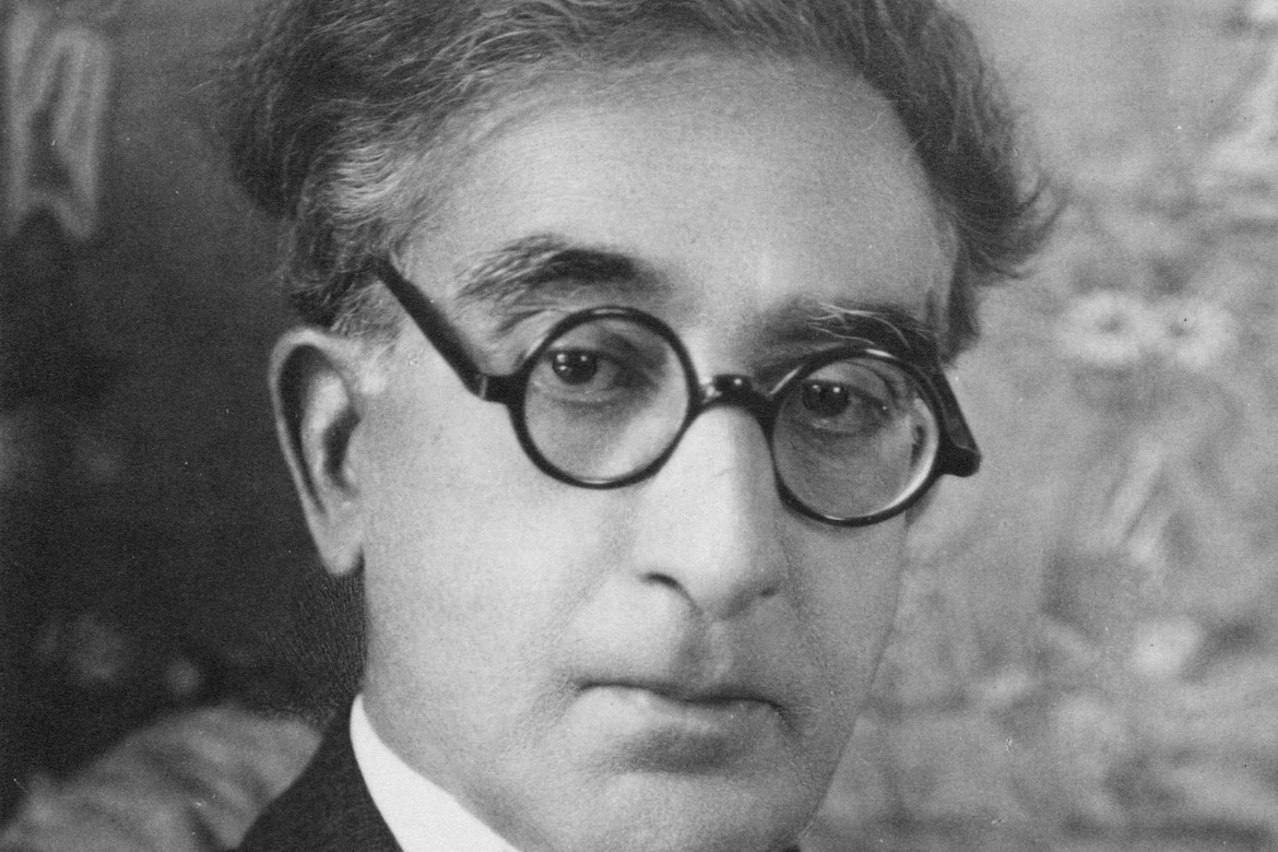 Black-and-white portrait of Constantine P. Cavafy in Alexandria